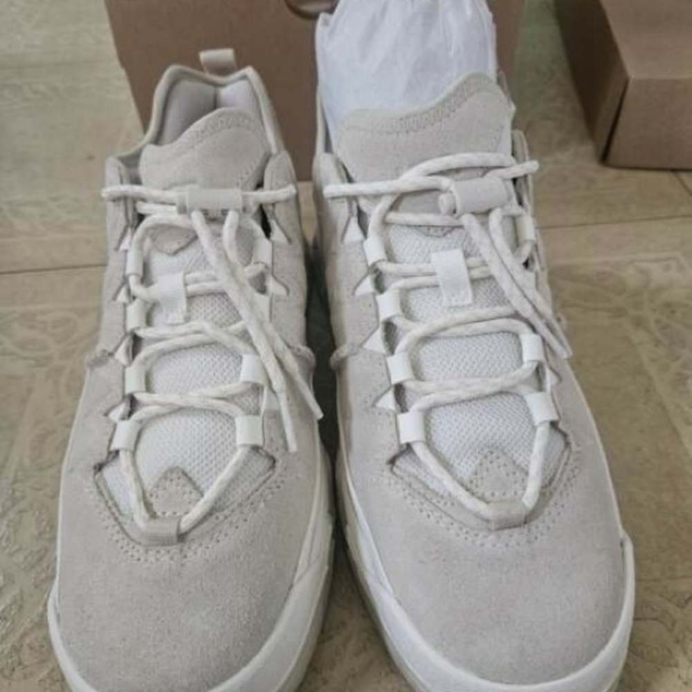 UGG Women's Zigzag-Soled Chunky Sneakers in Light Cream - Picture 4 of 7